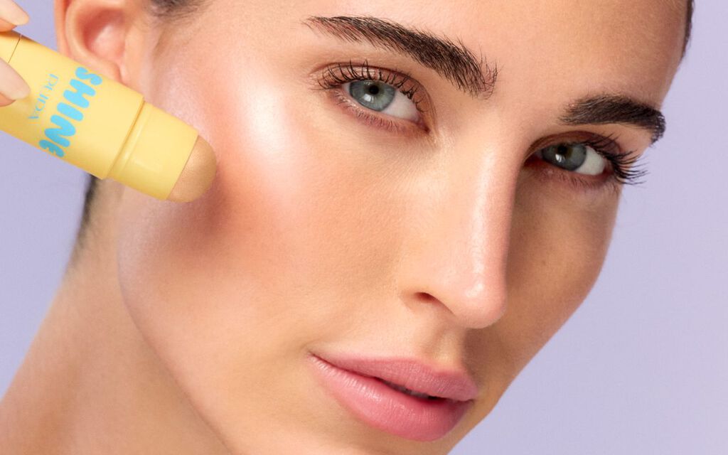 #GRWSTICK - Shine - PUPA Milano image number 1